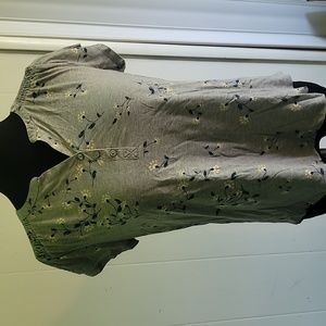Liz Claiborne Grey Floral Top in Size XS